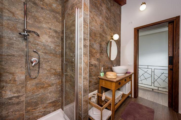 קאסטלמארה דל גולפו Villa Miro, Stupenda Villa Con Piscina Privata מראה חיצוני תמונה