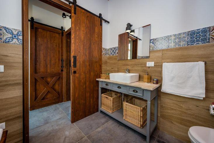 קאסטלמארה דל גולפו Villa Miro, Stupenda Villa Con Piscina Privata מראה חיצוני תמונה